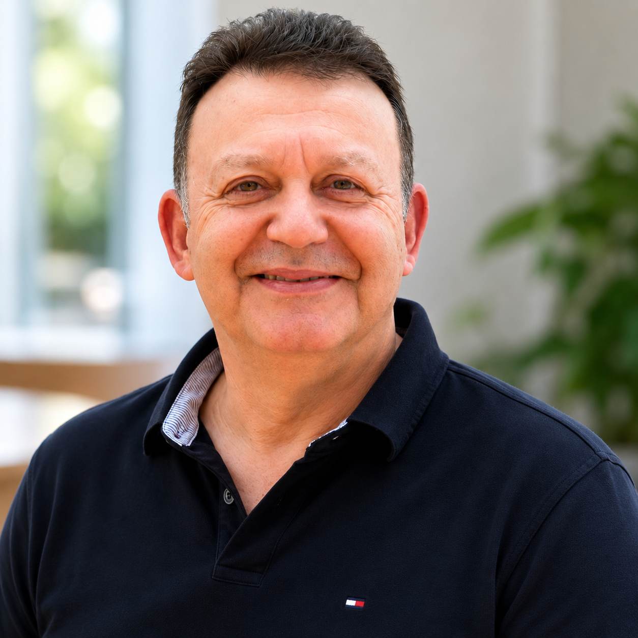 Nikos Karanasios